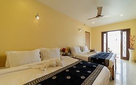 Nadanam Inn